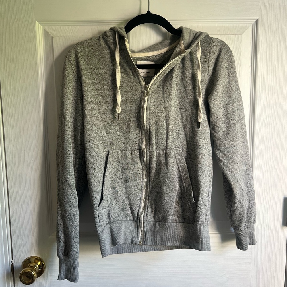 Cedarwood State: Grey zip up hoodie